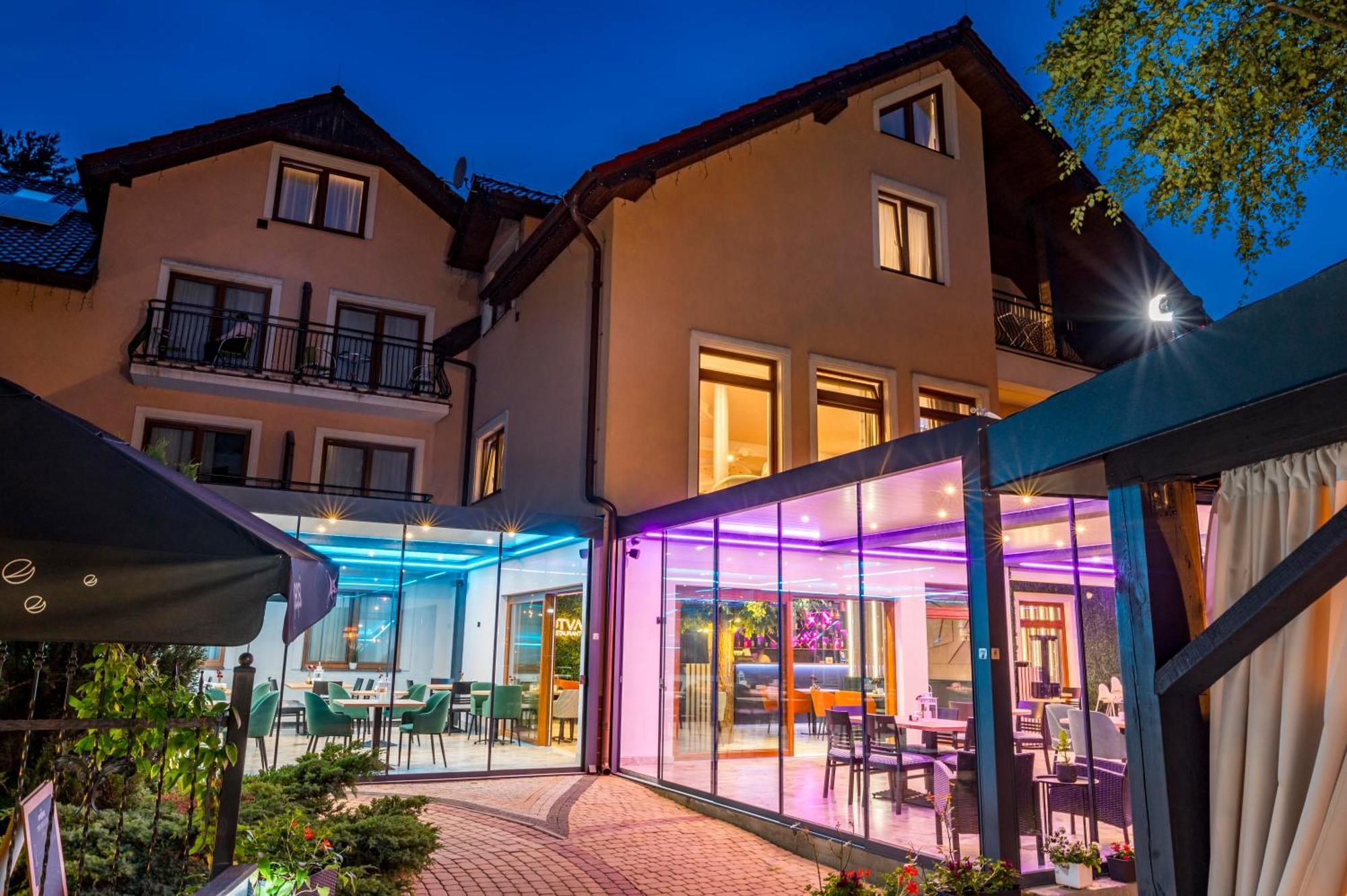 Hotel Sailor Łeba Buitenkant foto